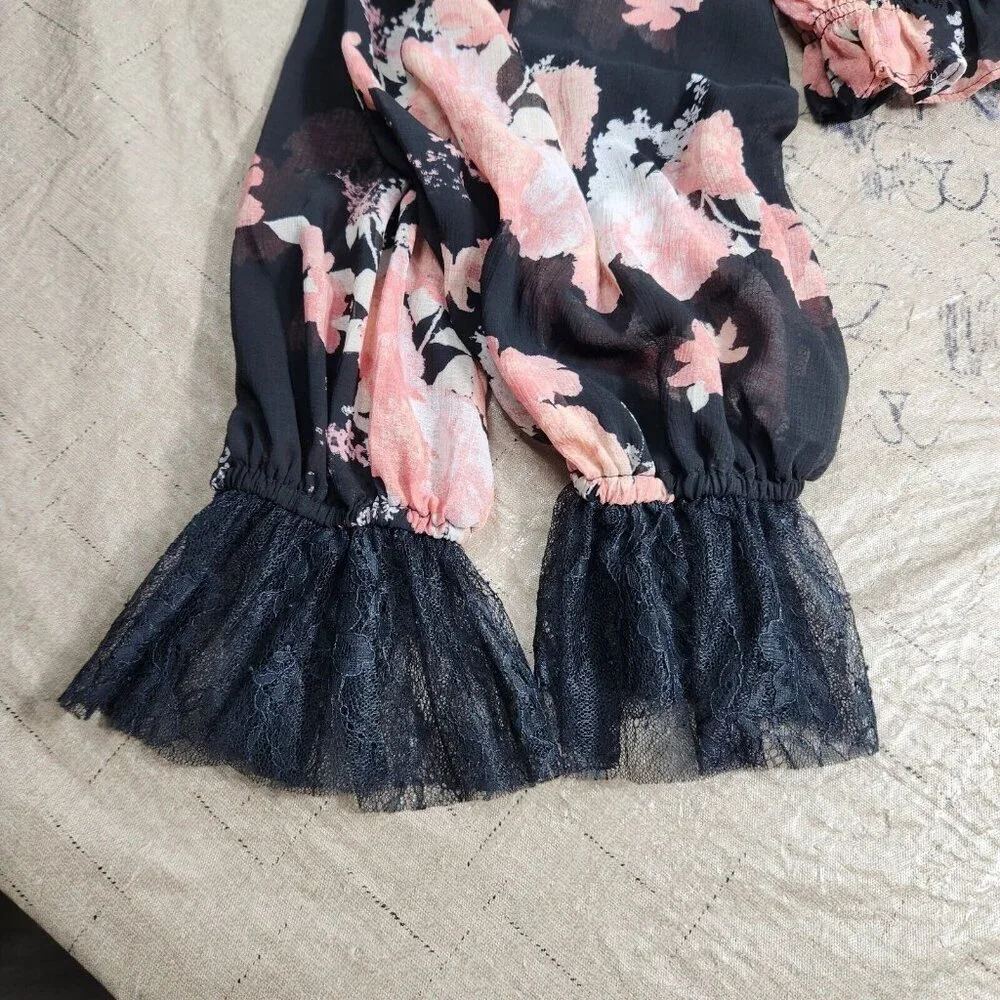 Free People Women's Size M Daphne Blouse Long Sleeve Lace Floral Black New 37